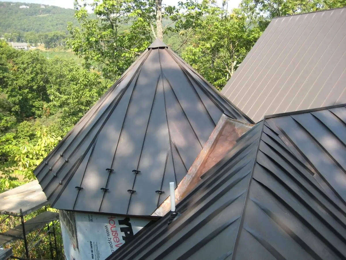 Professional Shingle Replacement & Repair by Craftsman Roofing in Clarksboro